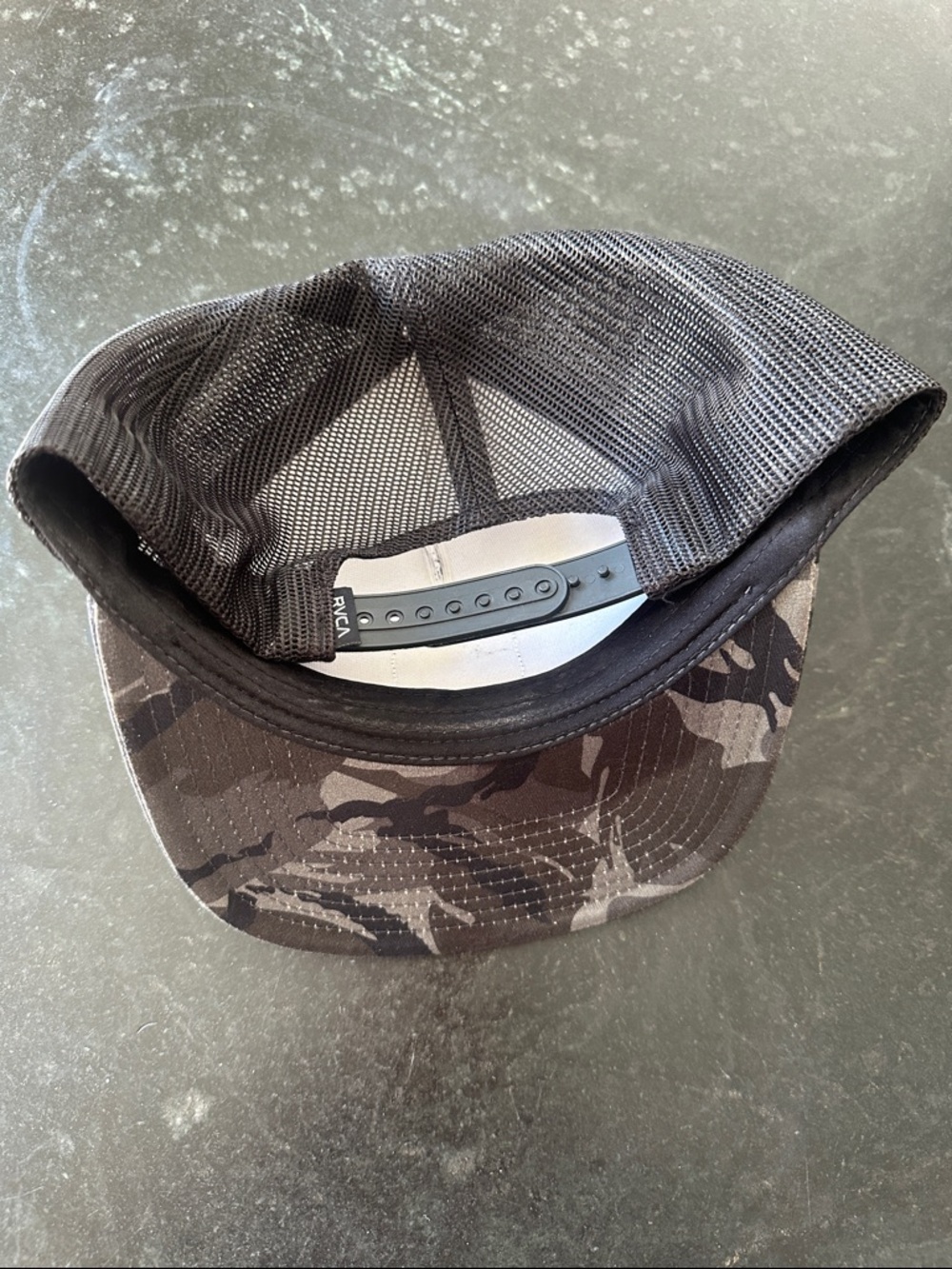 RVCA Men's Camo Trucker Hat - Black/Gray - Picture 2 of 3